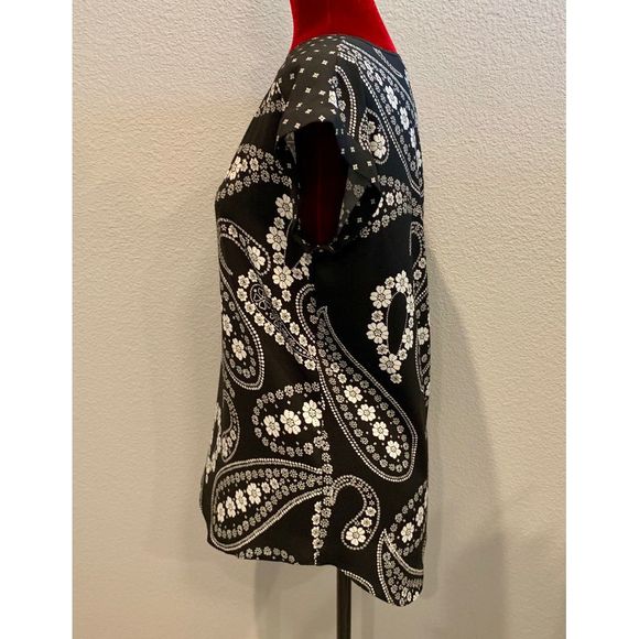 Express paisley top NWT - Picture 2 of 6